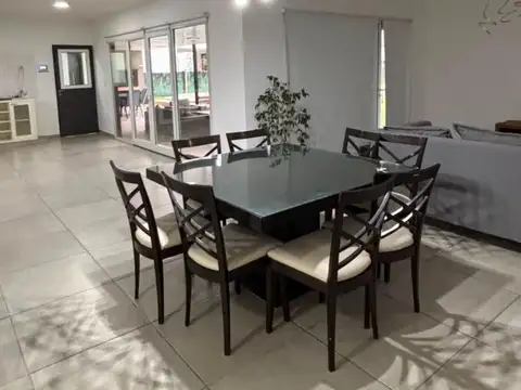 Casa en Alquiler en Cipolletti, $ 4.500.000