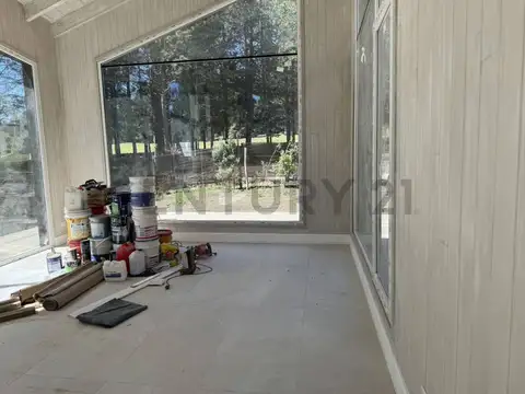 VENTA CASA SAN MARTIN DE LOS ANDES. CHAPELCO GOLF A ESTRENAR