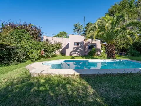 CASA EN VENTA LA PLATA 1 DORMITORIO
