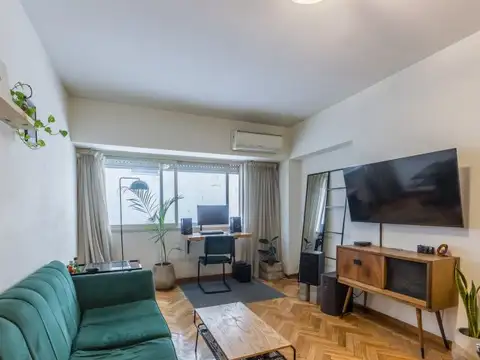 DEPARTAMENTO EN VENTA EN AGUILAR Y VUELTA OBLIGADO