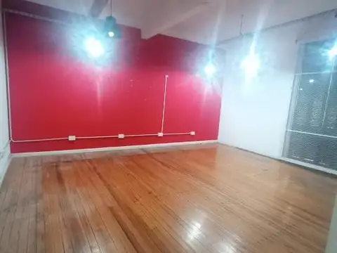 Montes de Oca al 400