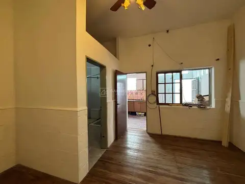 Depto Tipo Casa 2 ambientes con 1 baño