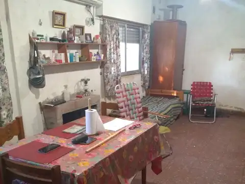 Casa 3 ambientes con 1 baño