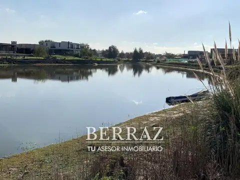 Terreno en Venta de 1045,0 m2