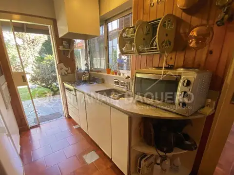 Venta de casa de 4 ambientes en Parque Chacabuco