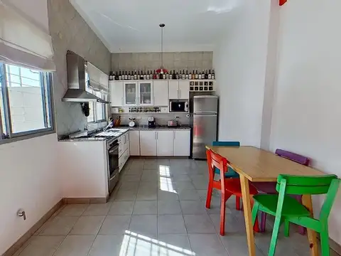 Depto Tipo Casa en Venta en Avellaneda, USD 139.000