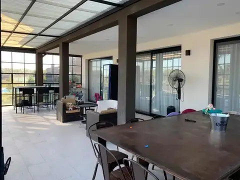 Casa en Venta 1 año