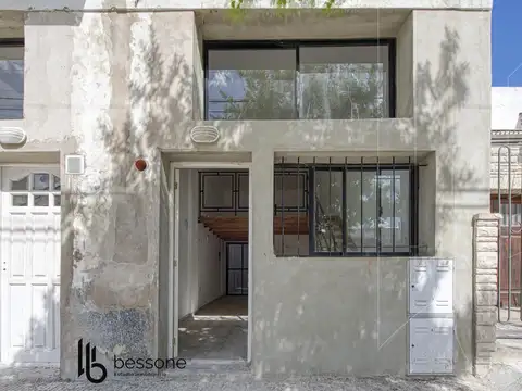 Depto Tipo Casa en Venta 1 año