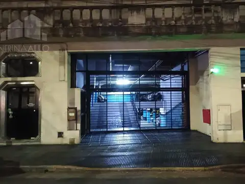 VENTA COCHERA en Caballito