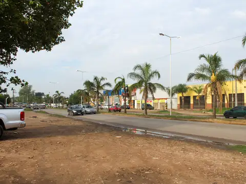 Av. Eva Perón 7400