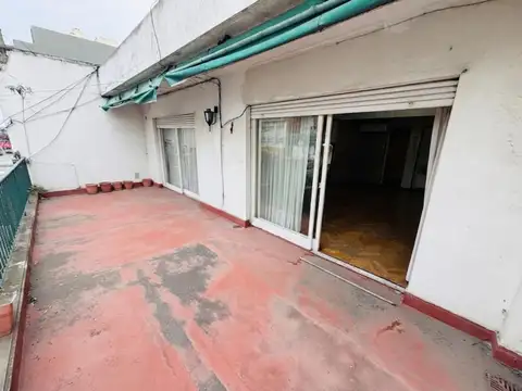 Departamento 6 ambientes con 2 baños