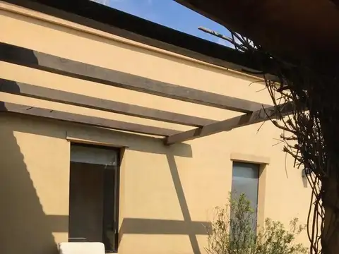 Residencia en CAMPOS DE ROCA I en Alquiler Anual