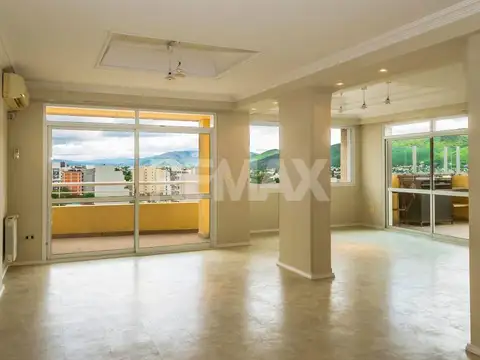 Departamento en Venta de 4 dormitorios