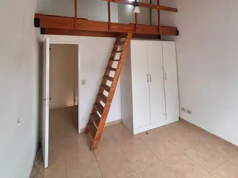 Depto Tipo Casa en Venta en Villa Luzuriaga, USD 60.000