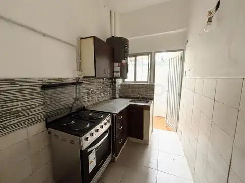 Depto Tipo Casa en Alquiler 50 años