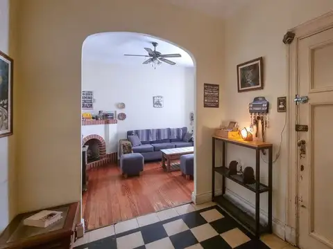 Casa 4 ambientes con 1 baño