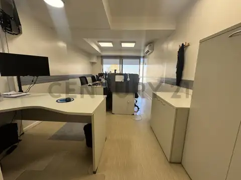 Oficina en Venta con 1 cochera