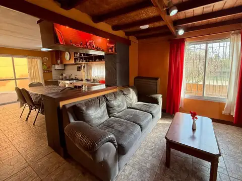 VENTA CASA 5 AMBIENTES-  SANTA CLARA DEL MAR