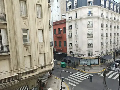 VENTA MONOAMBIENTE EN SAN NICOLAS OPORTUNIDAD!