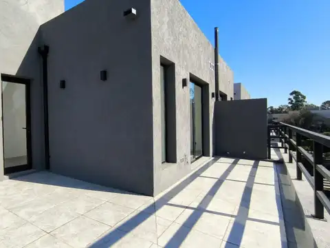 Pilar | Venta 2 ambientes con terraza propia