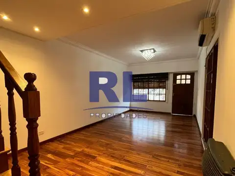 Casa en Venta en Villa Luro, USD 240.000