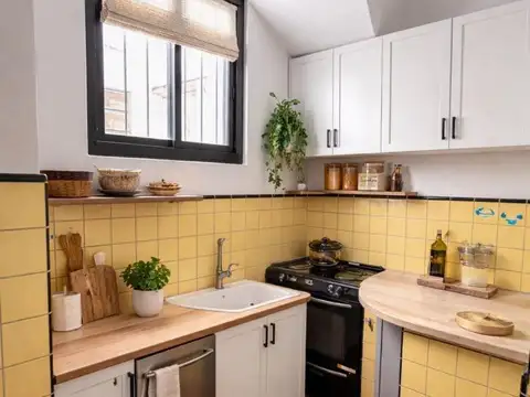 Depto Tipo Casa en Venta 60 años