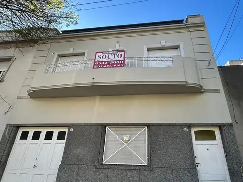 P.H 3 AMB GARAGE 5.2 X 2.5   130 M2 TOTALES 80 M2 CUB. .