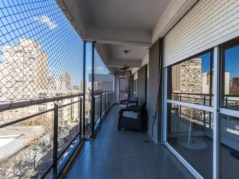Departamento 6 ambientes con 2 baños