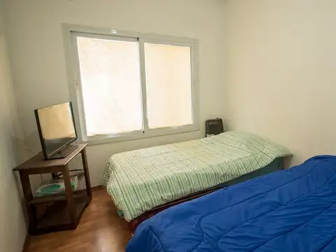 Casa Duplex LoTE 310m c/parque en Barrio, El Pato