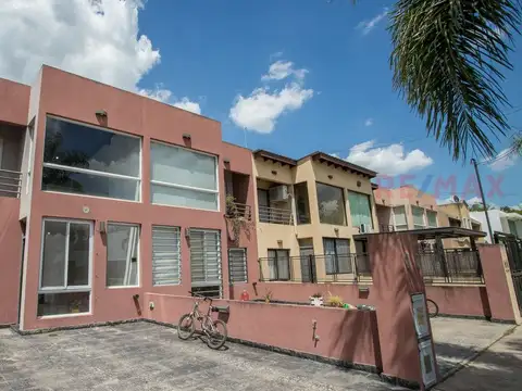 Casa Duplex LoTE 310m c/parque en Barrio, El Pato