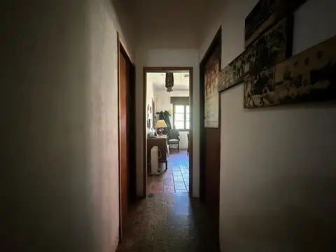 Casa 2 ambientes con 1 baño