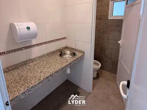 Local comercial en alquiler ubicado en Barranqueras, Chaco.