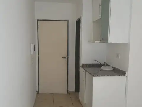 Departamento en Alquiler en Arroyito, $ 250.000