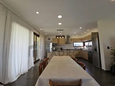Casa en Venta en Santa Inés, USD 280.000