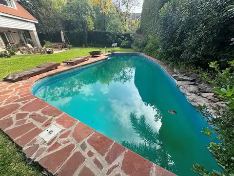 Casa en Venta en Acassuso Vias  /  Santa Fe, USD 1.240.000