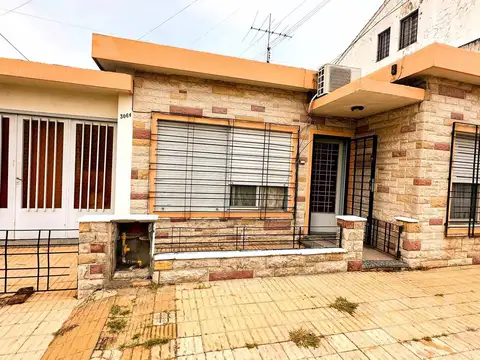 PH 3 en ambientes en una sola planta con patio y cochera, en Castelar Sur