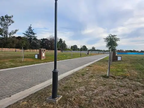 Terreno en Venta en Del Viso, USD 75.000