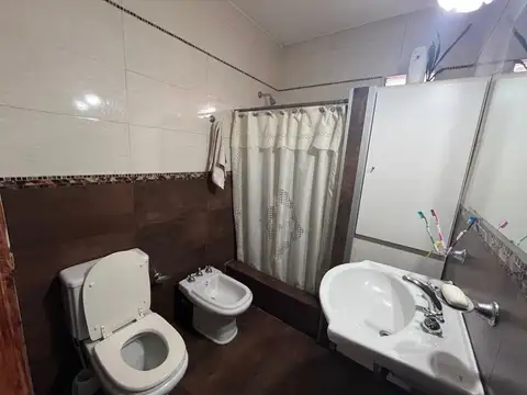Depto Tipo Casa en Venta en Berazategui, USD 80.000