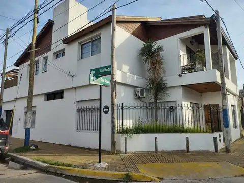 Casa en alquiler en pleno centro de Ensenada!
