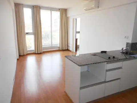 Monoambiente con balcón