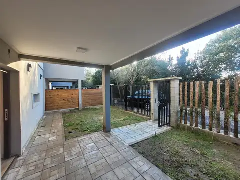 Depto Tipo Casa 3 ambientes con 1 baño