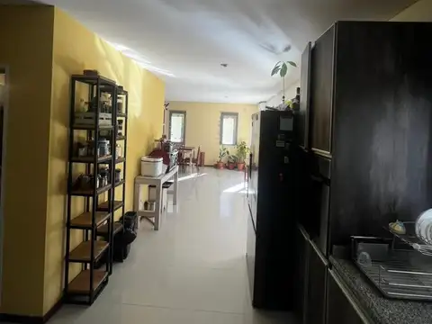 Casa en Alquiler Barrio Septiembre de  6 Ambientes