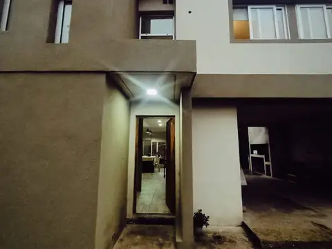 En venta hermosa casa nueva apta crédito Barrio Lomas del Golf