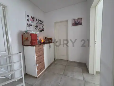 Manuel Alberti 100, Piso 0