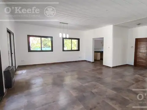 Casa 5 ambientes con 2 baños