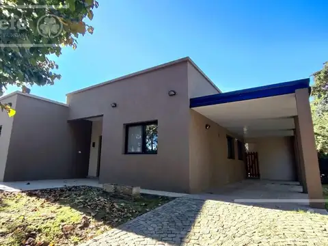 Casa en venta de 5 ambientes! Fincas de Iraola 1 Hudson Berazategui  ESCRITURABLE! ACEPTA FINANCIAC