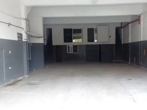 VENTA DEPOSITO EN SANTOS LUGARES