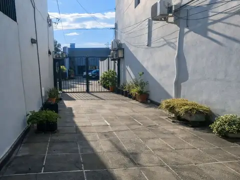 ALQUILER MODERNO CON LUZ NATURAL Y GRAN COMODIDAD