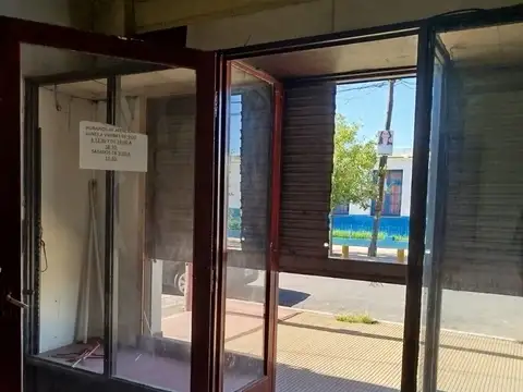 Local en Venta en Paso del Rey, USD 33.000