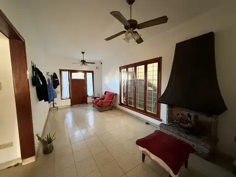 Casa en Alquiler en Pacheco Sur, $ 1.200.000